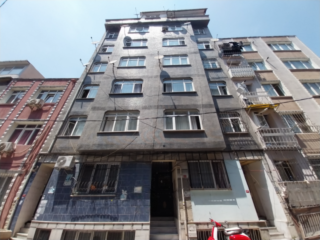 İSTANBUL ŞİŞLİ KURTULUŞ'TA 2+1 KİRALIK DAİRE