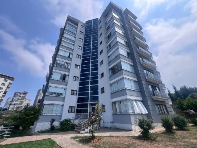 3+1 APARTMENT FOR SALE IN TRABZON AYDINLIKEVLER ALTINSOY HOUSES