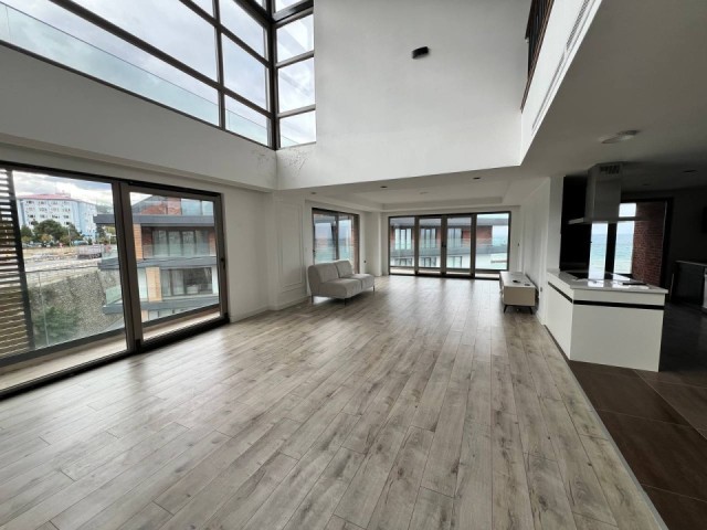 KAYI TRABZON'DA 5+2 DENİZ MANZARALI SATILIK PENTHOUSE DAİRE