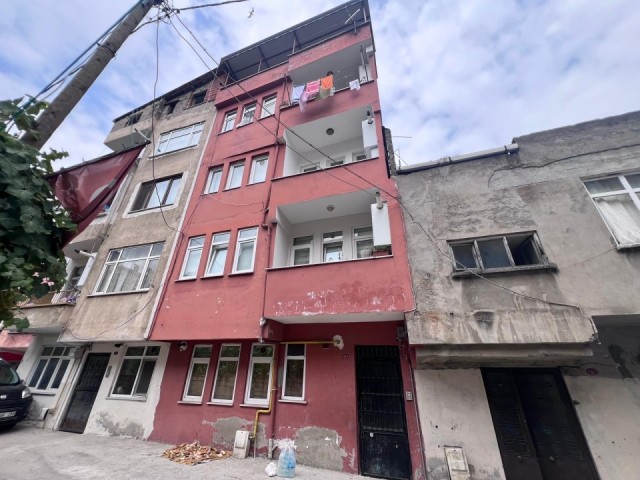 TRABZON ORTAHİSAR AYDINLIKEVLER'DE 2+1 ÇATI KATI KİRALIK BOŞ DAİRE