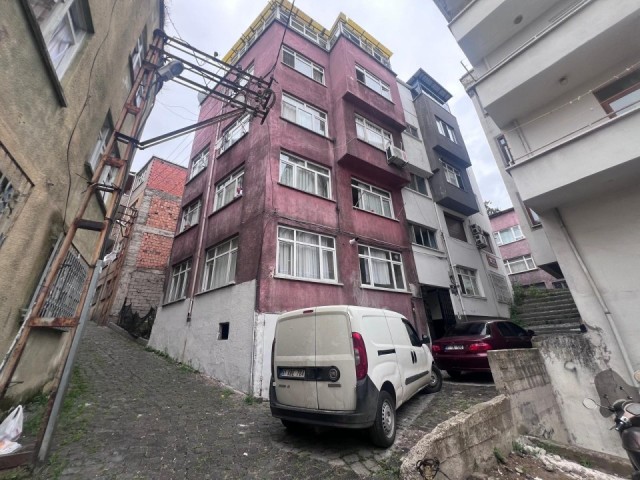 TRABZON ORTAHİSAR MEYDAN VE RUBENİS AVM'YE YÜRÜME MESAFESİ'NDE 2+1 EŞYALI KİRALIK DAİRE