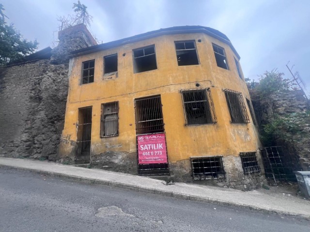 Land with property for sale opposite Ortahisar Municipality