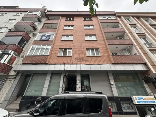 İSTANBUL ŞİŞLİ ÜÇLER APARTMANI' NDA SATILIK 2+1 DAİRE