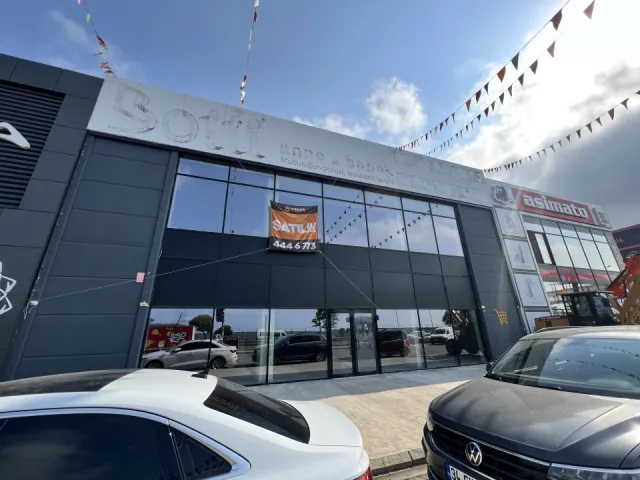 PELİTLI REGION WITH DENSE ROW STORES FOR SALE