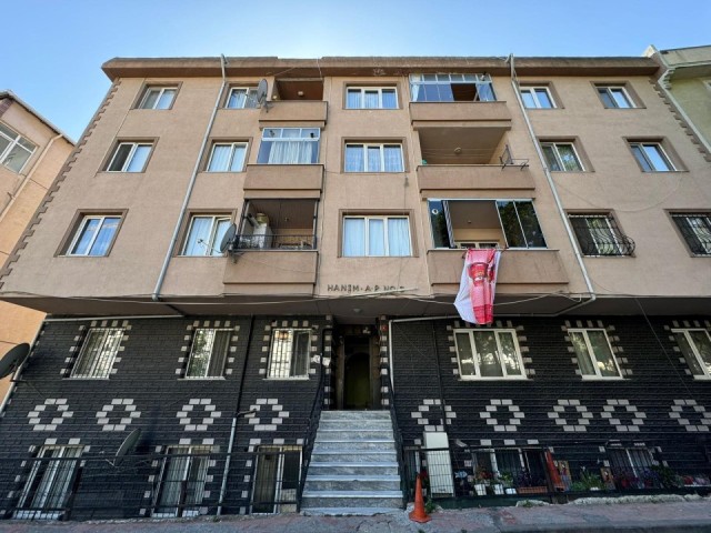 İSTANBUL BEYOĞLU SÜTLÜCE'DE DENİZ MANZARALI 2+1 SATILIK DAİRE