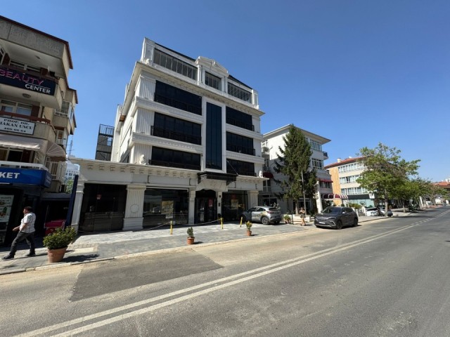 ANKARA ÇANKAYA GAZİOSMANPAŞA'DA ANA CADDE ÜZERİ SATILIK BİNA