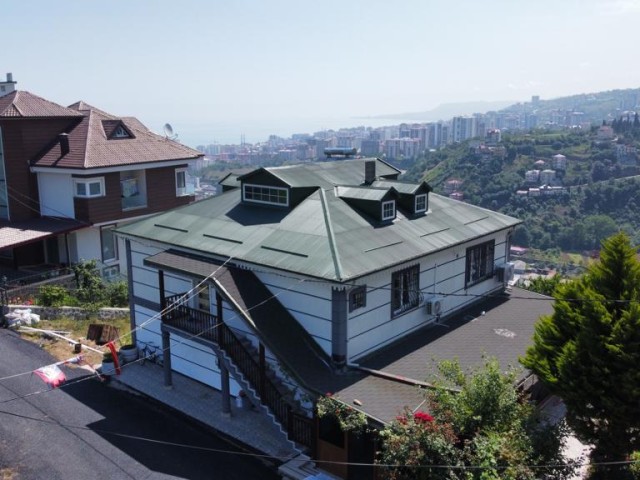 TRABZON AKÇAABAT YAYLACIK 3+1 DAILY RENTED DETACHED HOUSE