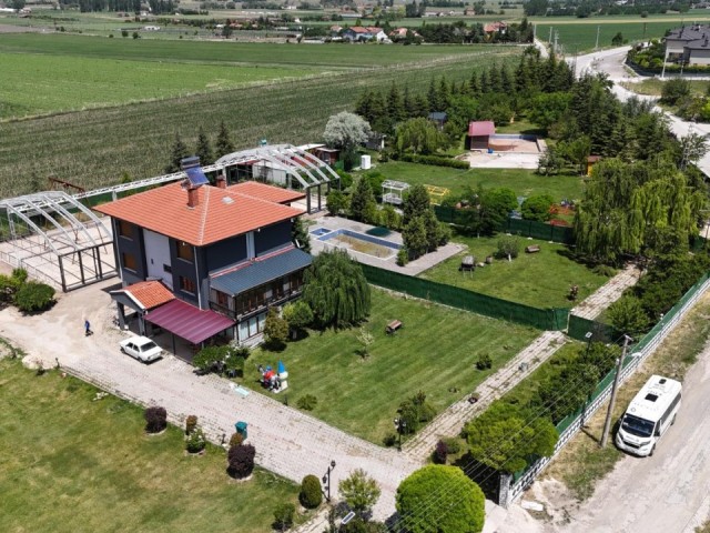 EXESEHIR TEPEBASHI 9+1 INVESTMENT VILLA FOR SALE IN NATURE