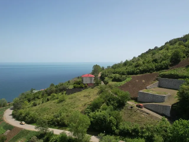 LAND WITH VILLA PROJECT WITH SEA AND NATURE VIEW IN AKÇAABAT MERSIN