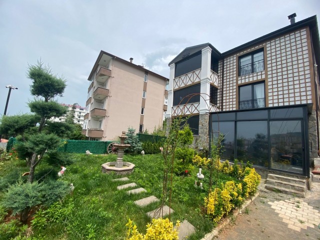 2 NOLU BOSTANCI'DA MANZARALI KİRALIK 5+2 TRİPLEKS VİLLA