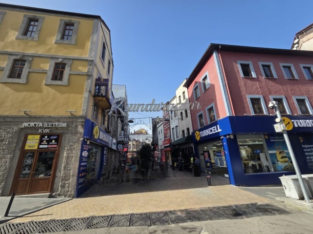 KUNDURACILAR CADDESİ'NDE 180 M2 KİRALIK İŞ YERİ