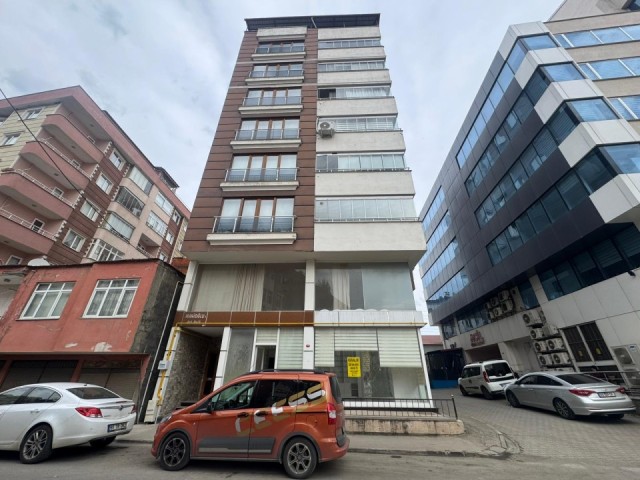 AKÇAABAT KAVAKLI MAHALLESİNDE HASTANE YANI KİRALIK İŞ YERİ